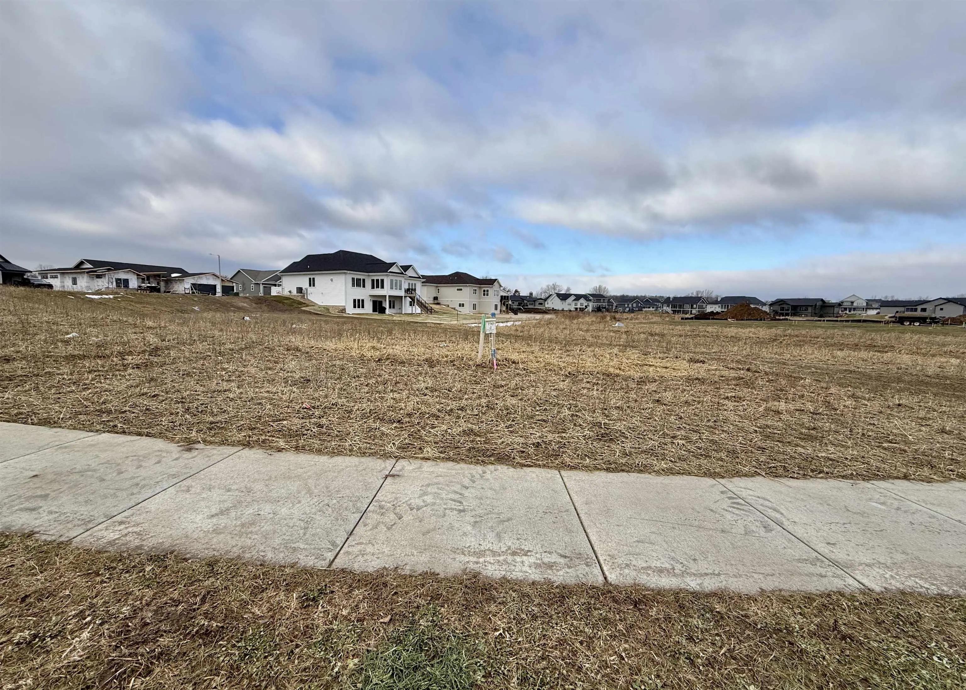 Photo of Listing #2013912