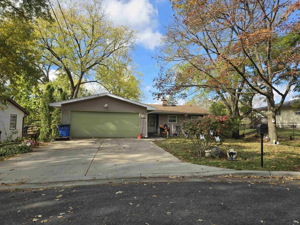 2914 Hambrecht Road, Middleton