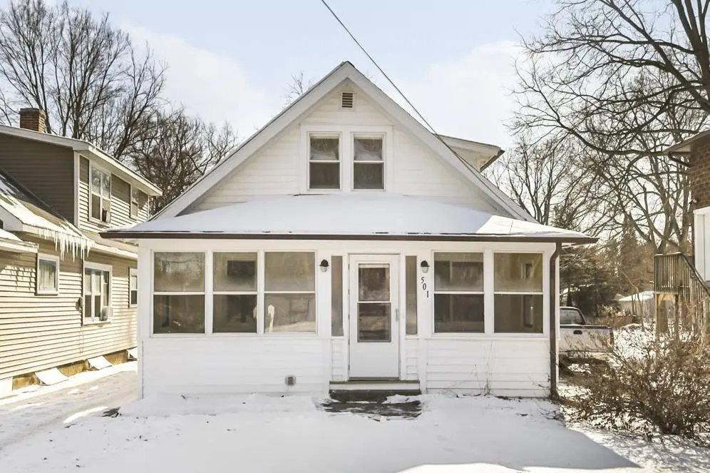 Photo of Listing #2013968