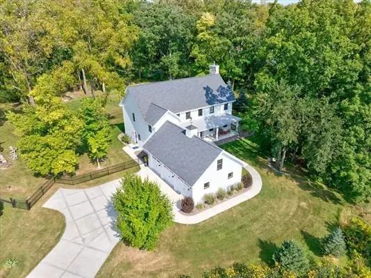 Photo of Listing #2014009