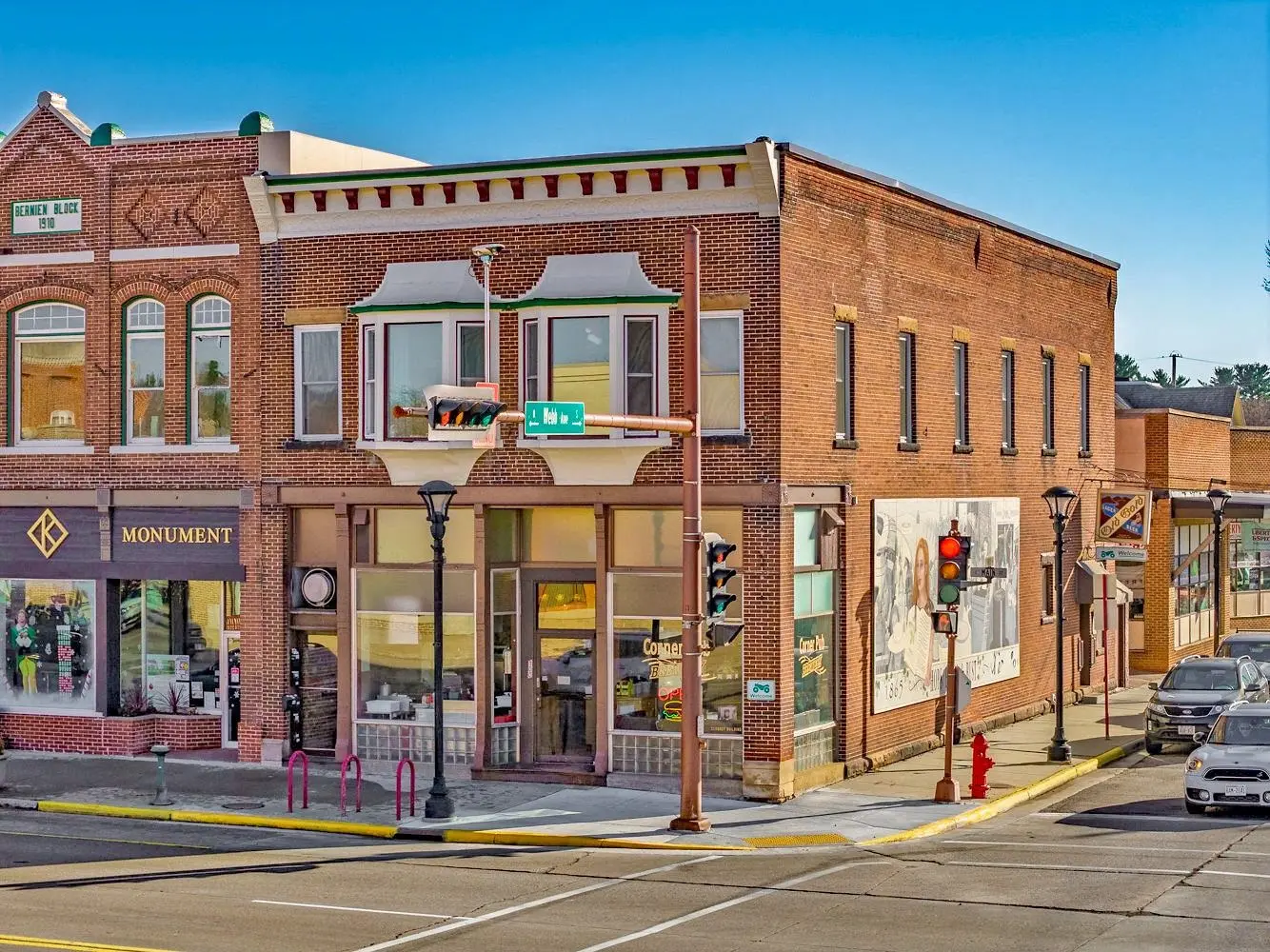 100 E Main Street, Reedsburg