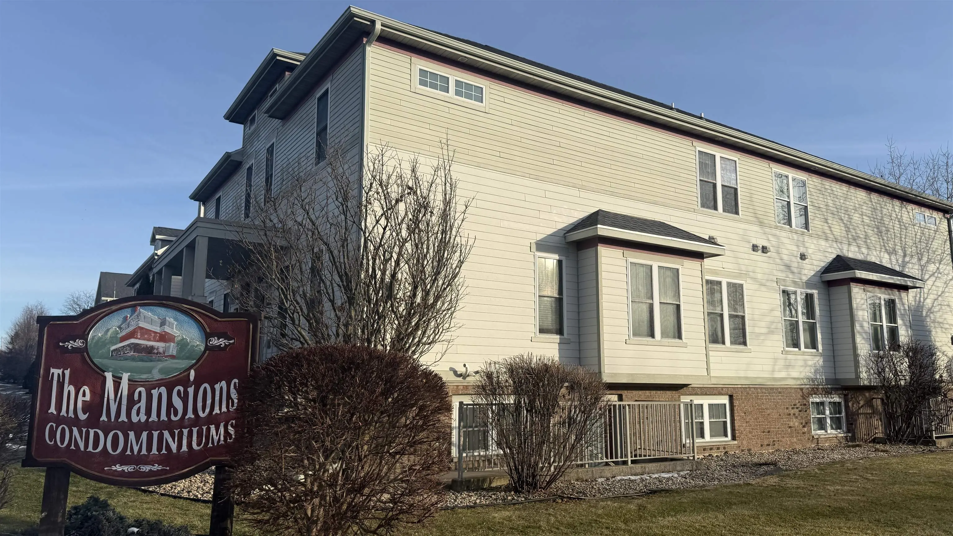 Photo of Listing #2014230