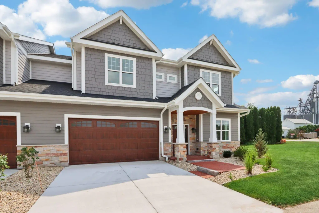 #14 - 1204 S Main Street, Lake Mills