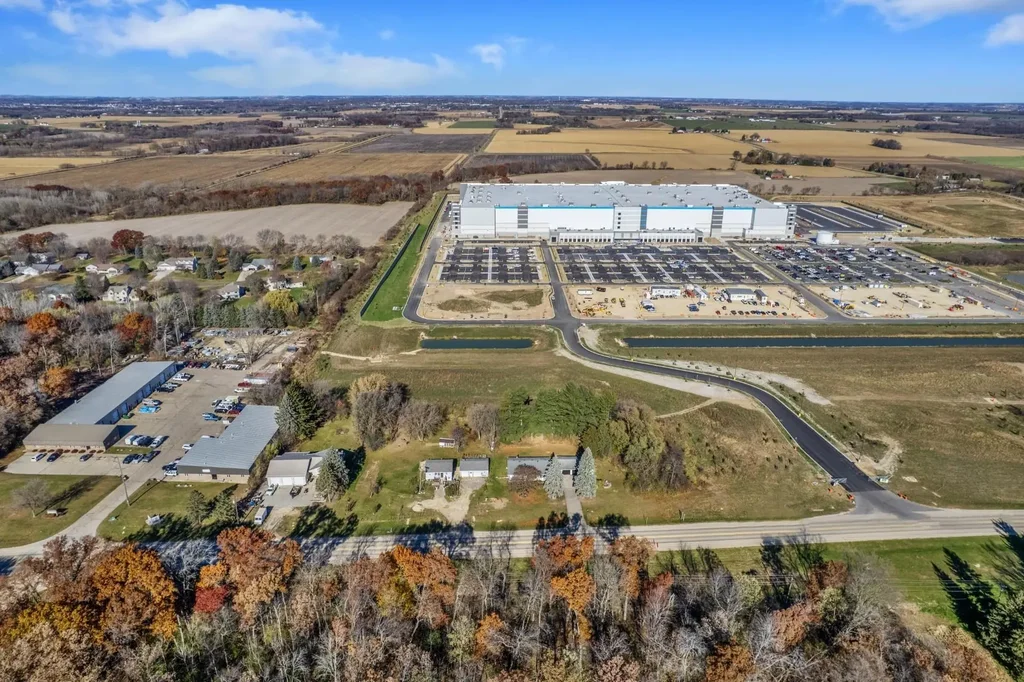 4591 County Hwy Tt, Sun Prairie