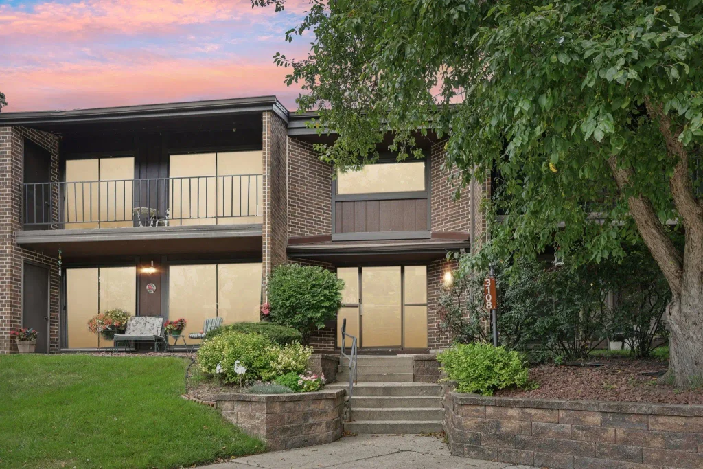 #7 - 3108 Creek View Drive, Middleton