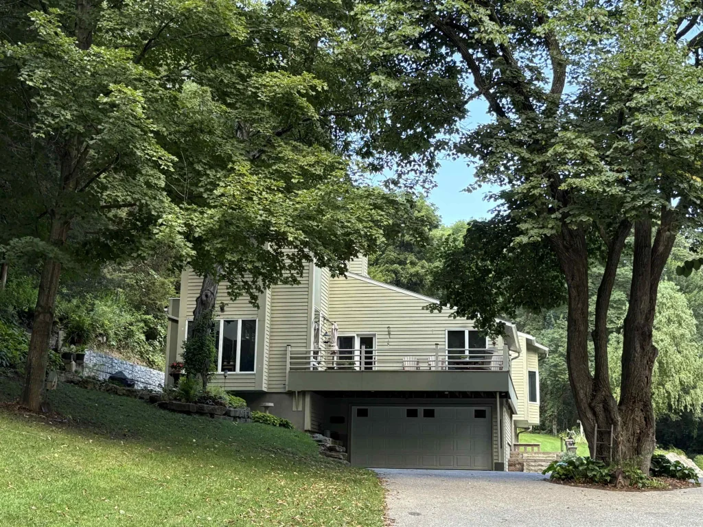 62834 Collins Lane Lane, Bridgeport