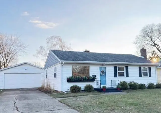 Photo of Listing #2014705