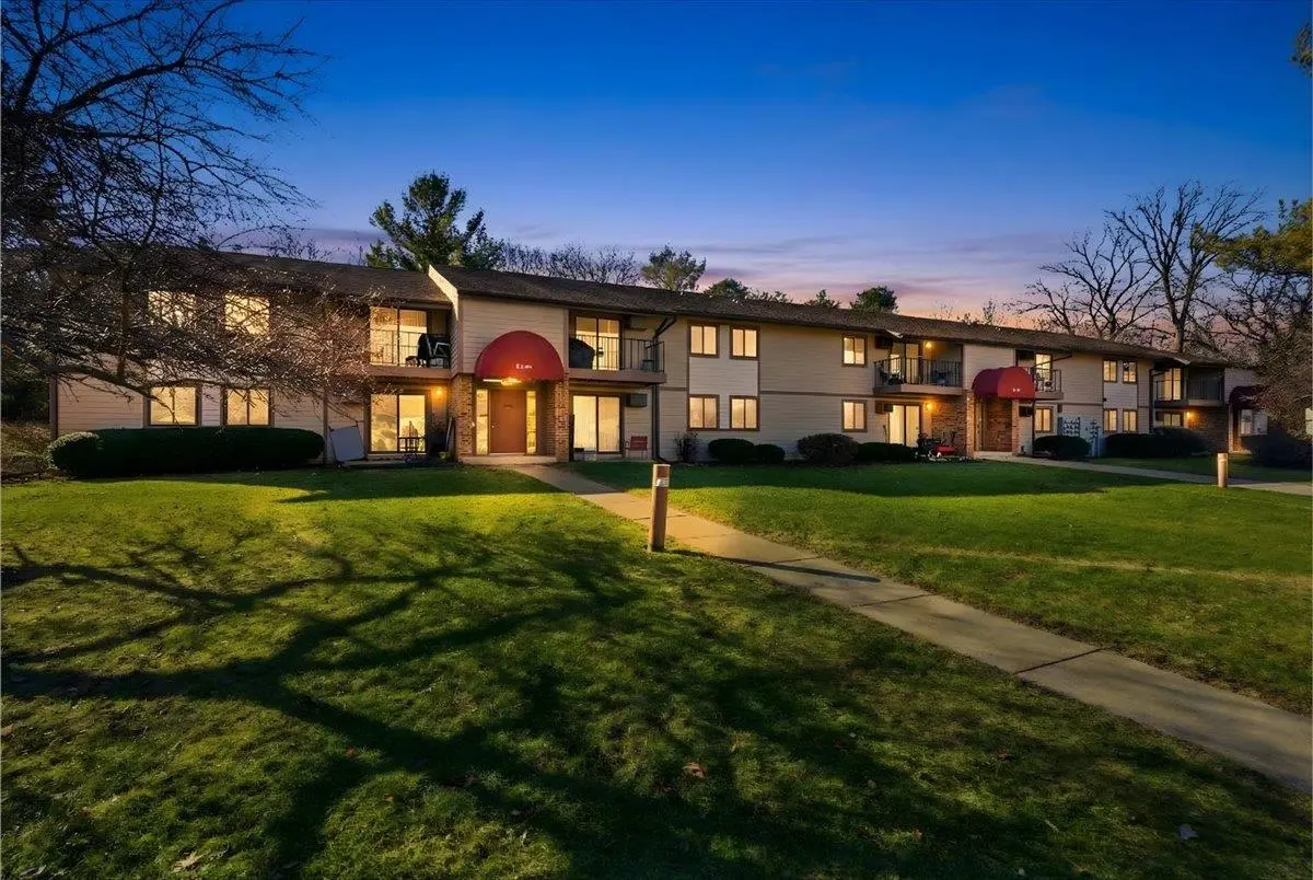 Photo of Listing #2014709