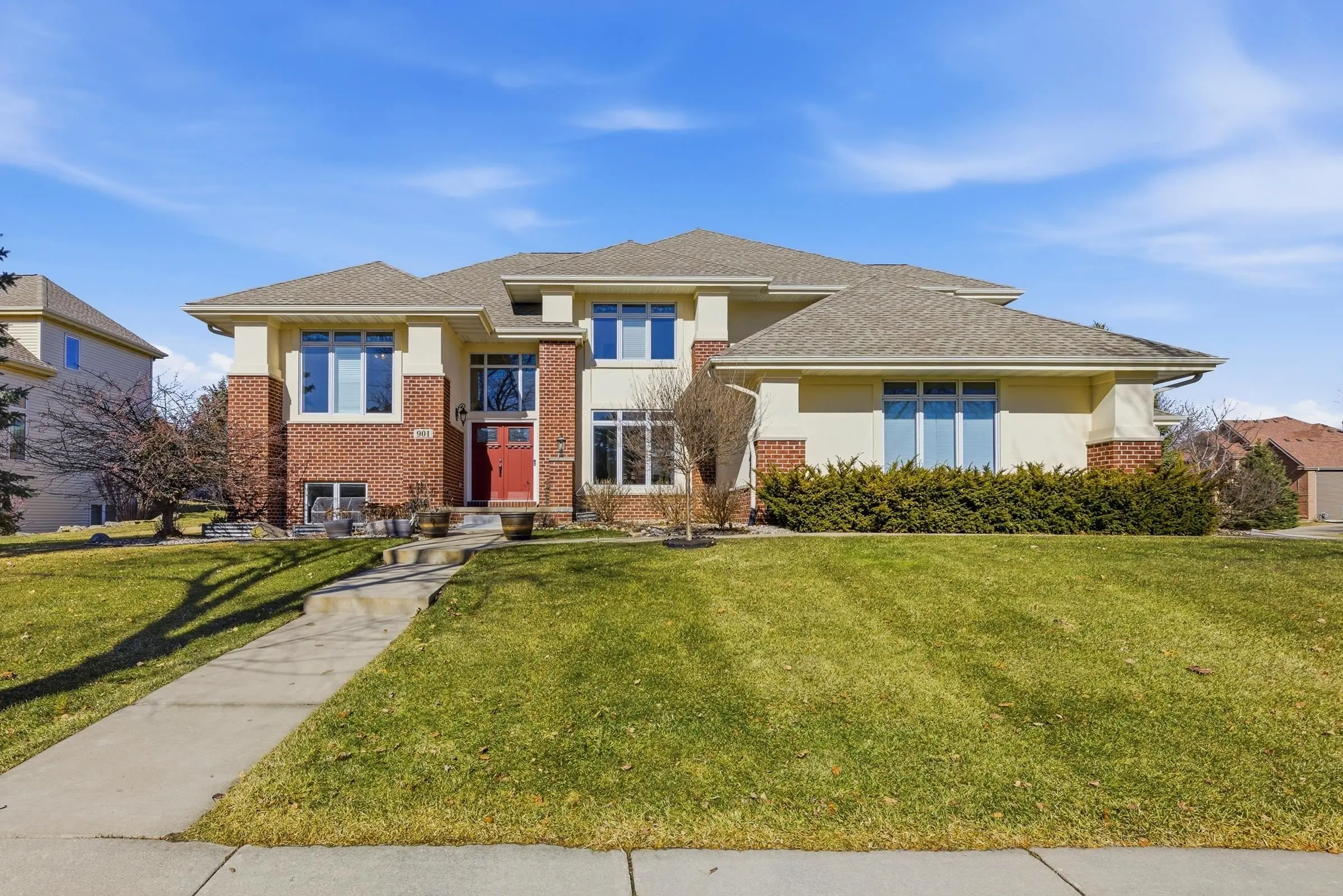 Photo of Listing #2014710