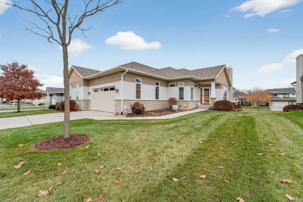 441 Grandview Drive, Waunakee