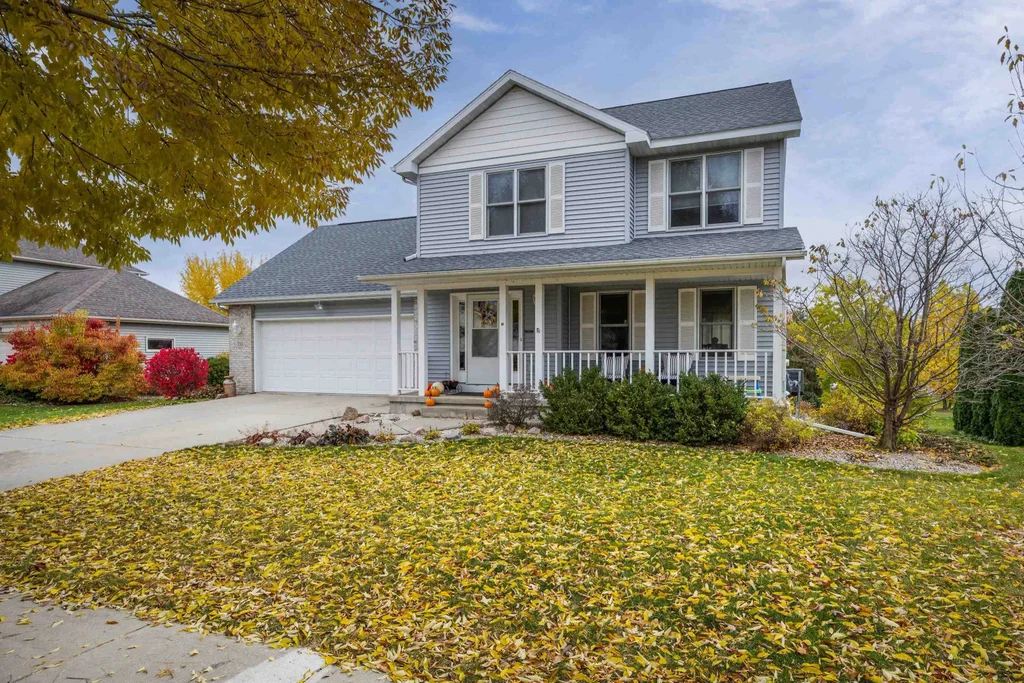 733 Valley View Drive, Stoughton