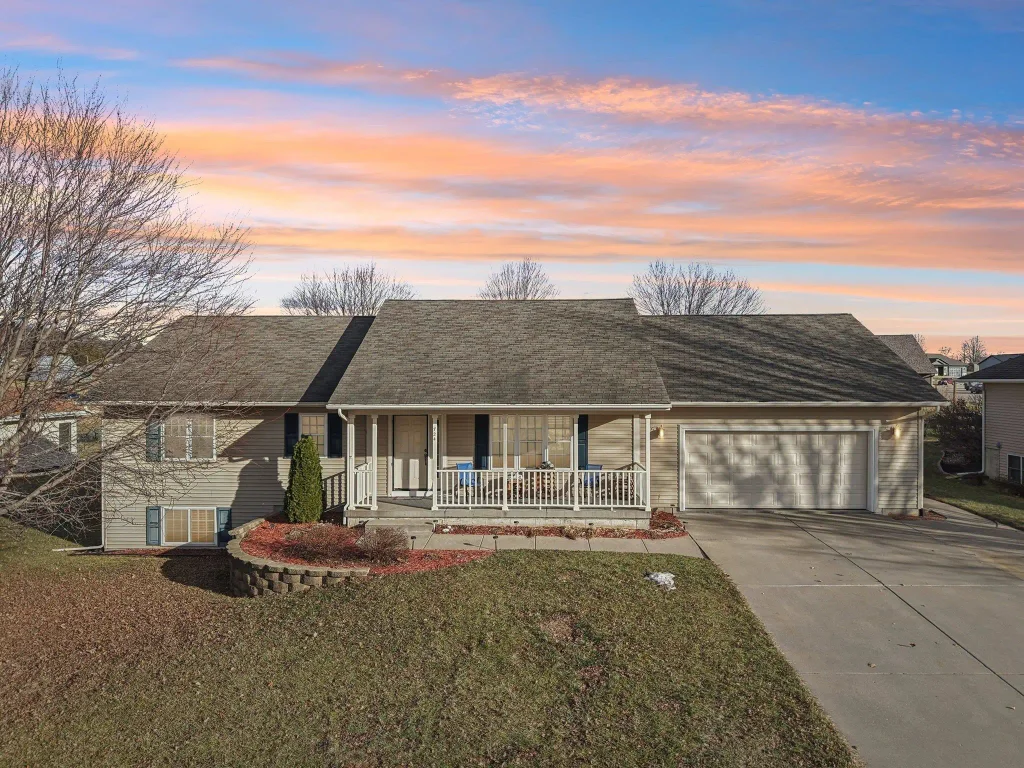724 Eastridge Drive, Reedsburg