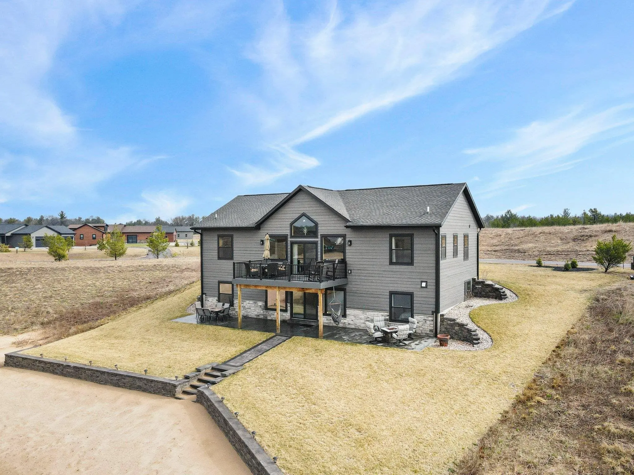 Photo of Listing #2014912