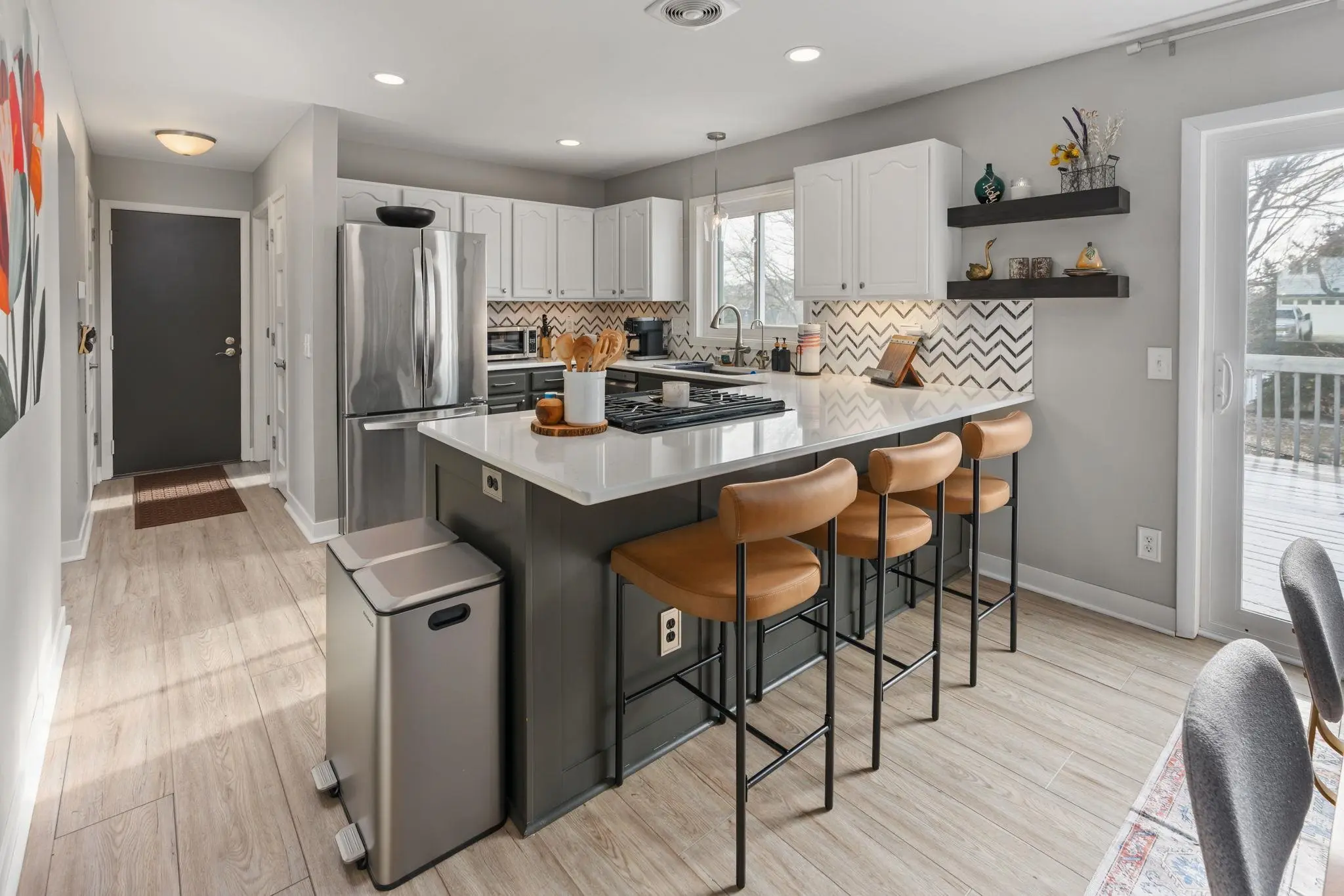 Photo of Listing #2014993