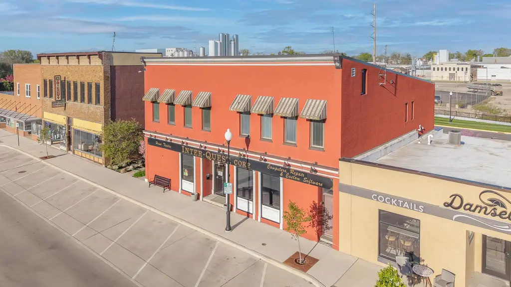 304 S Spring Street, Beaver Dam