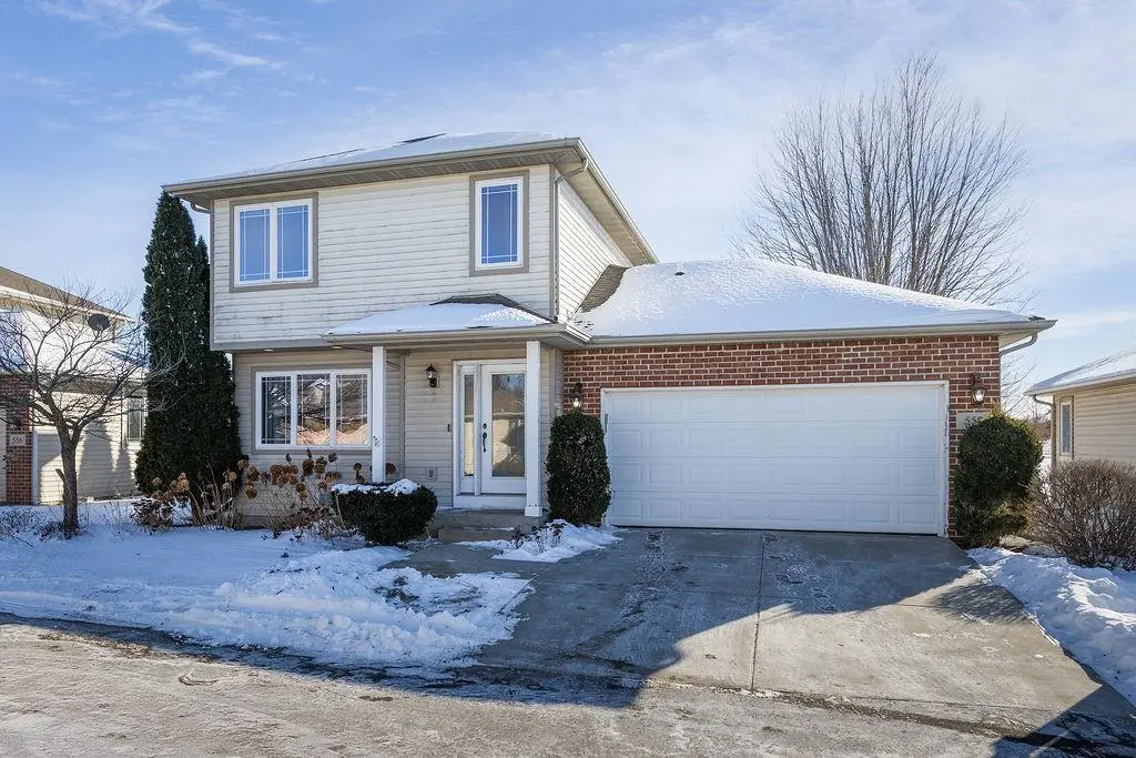 Photo of Listing #2015058