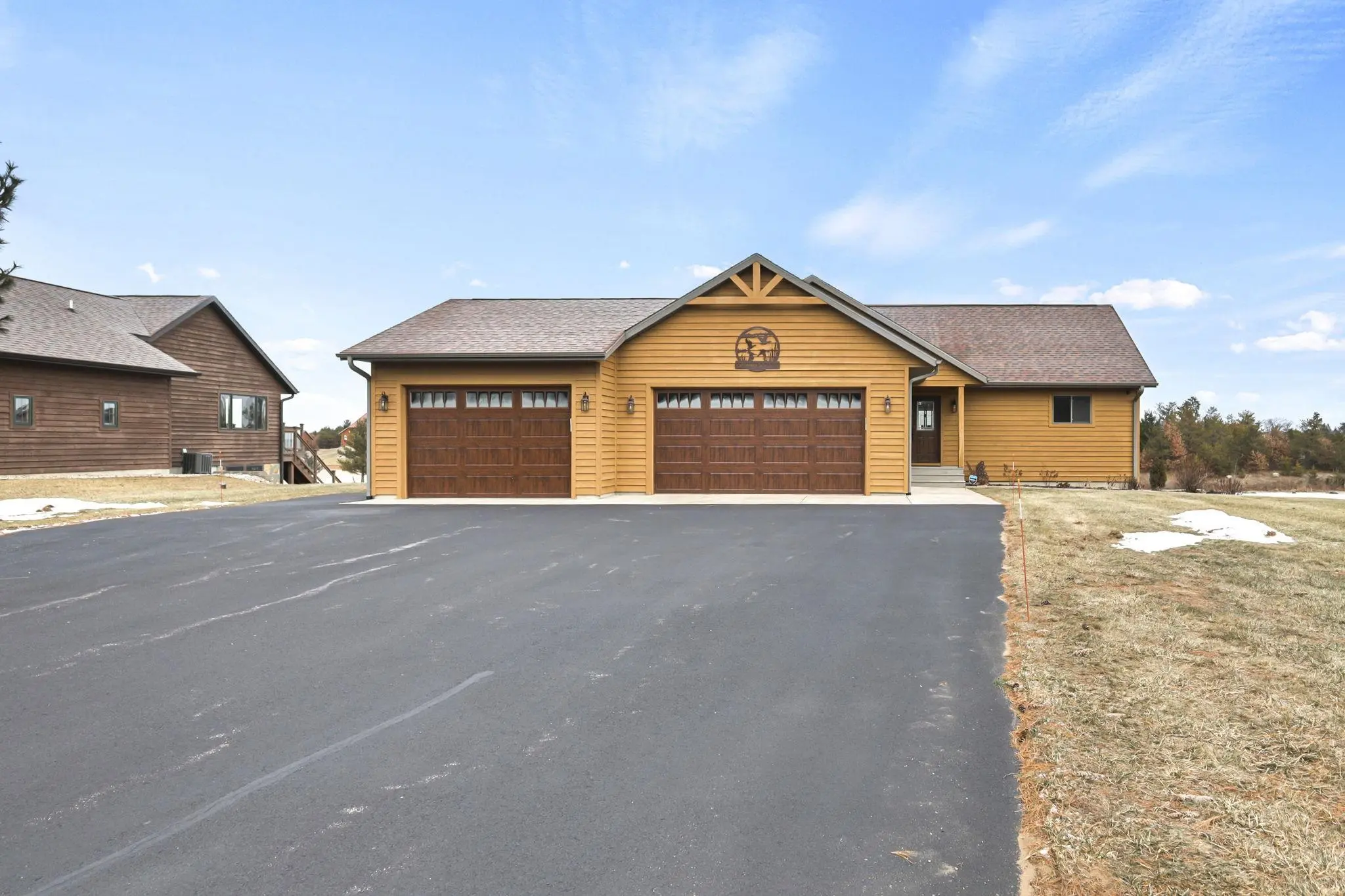 Photo of Listing #2015060