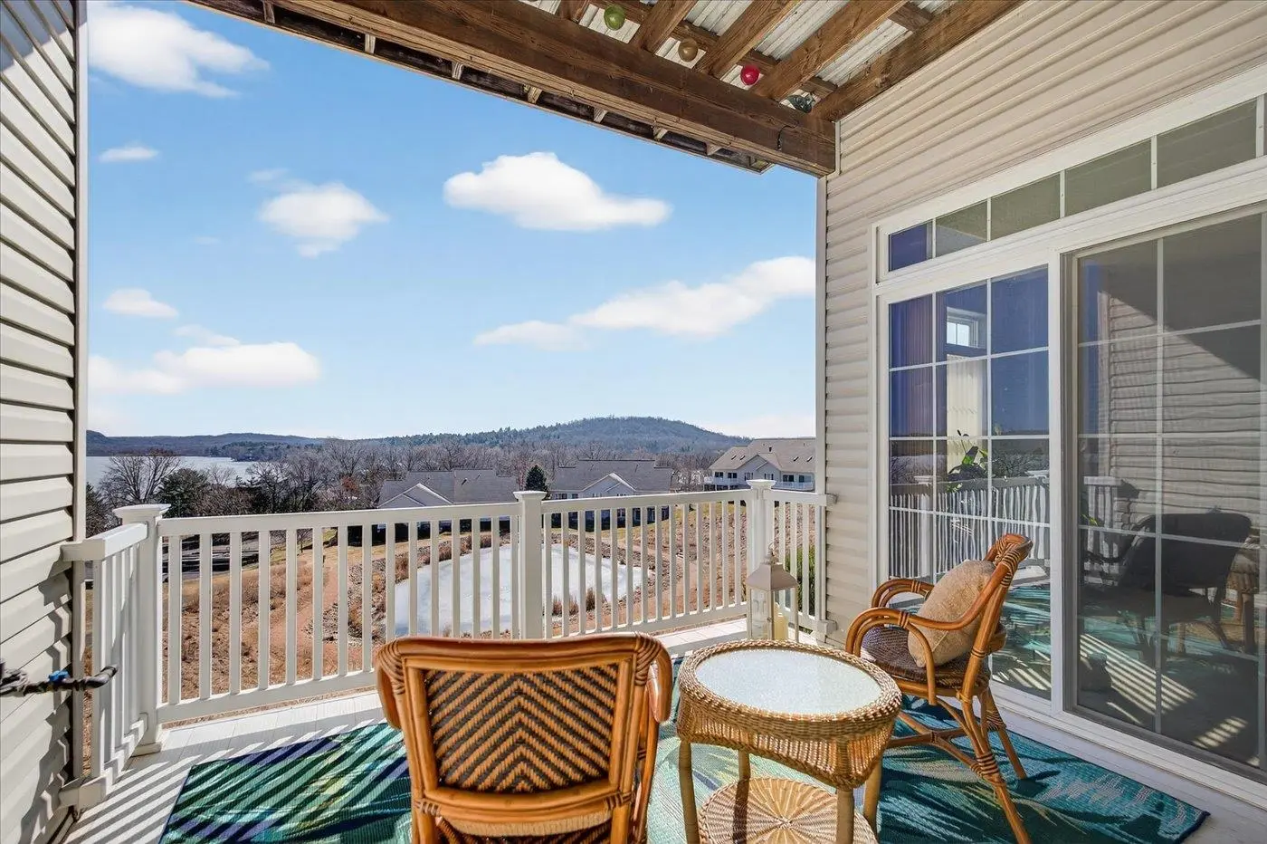 Photo of Listing #2015199