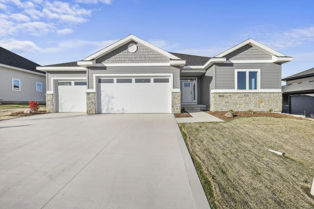 3005 Wellington Place, Cottage Grove