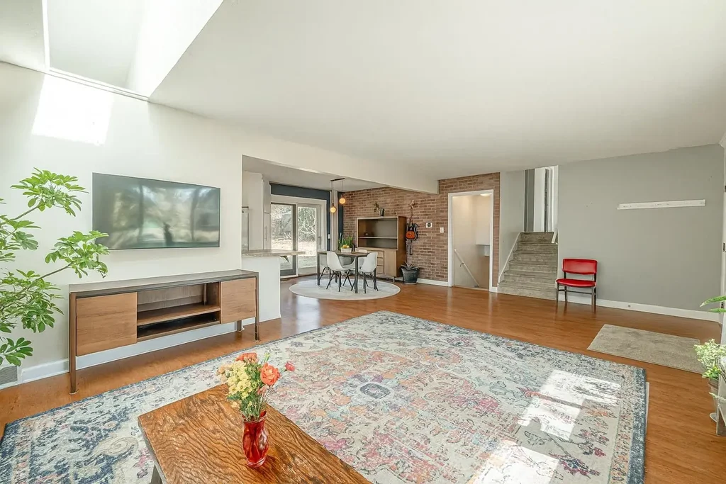 1610 Randy Lane, Madison