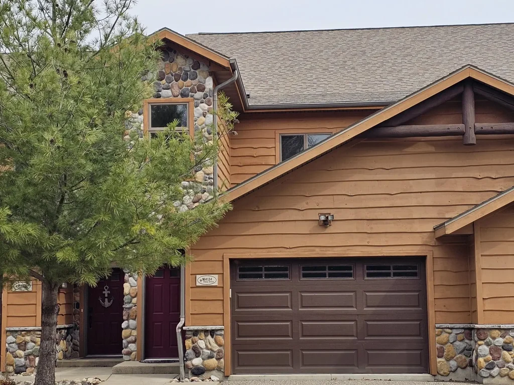 W4134 Vista Drive, Germantown