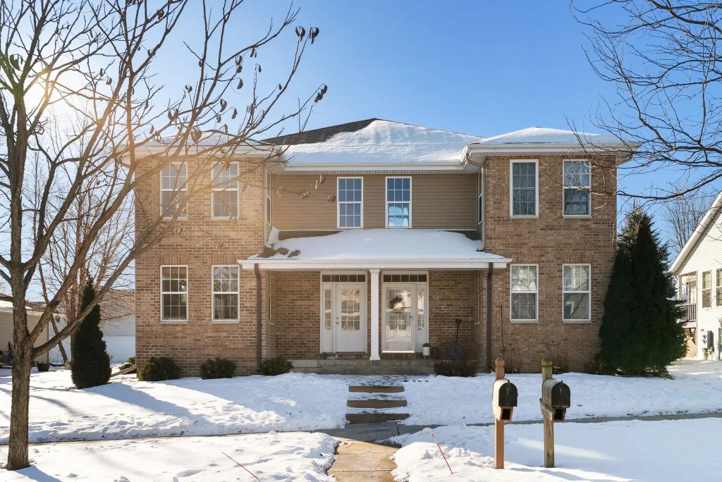 5205 Teaberry Lane, Fitchburg