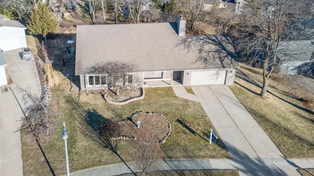 3817 Lexington Drive, Middleton