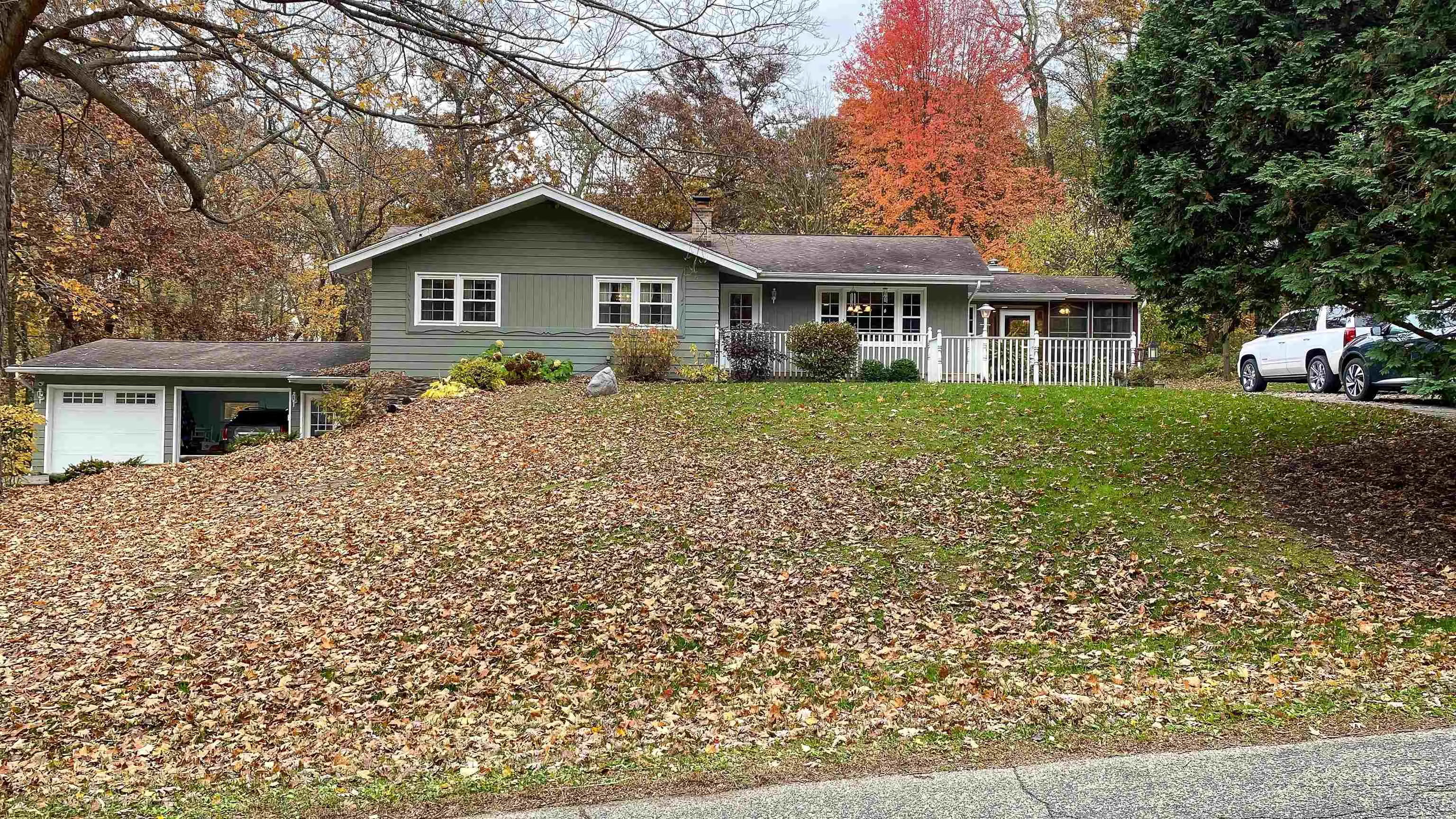 Photo of Listing #2015415