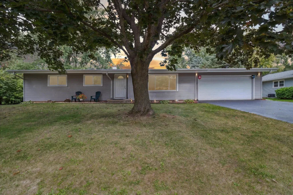 662 French Glen, Oregon