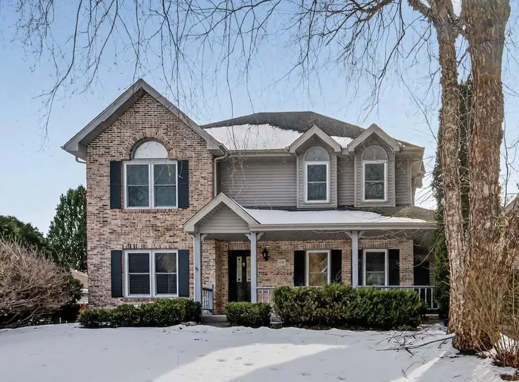 2892 Forest Down, Fitchburg