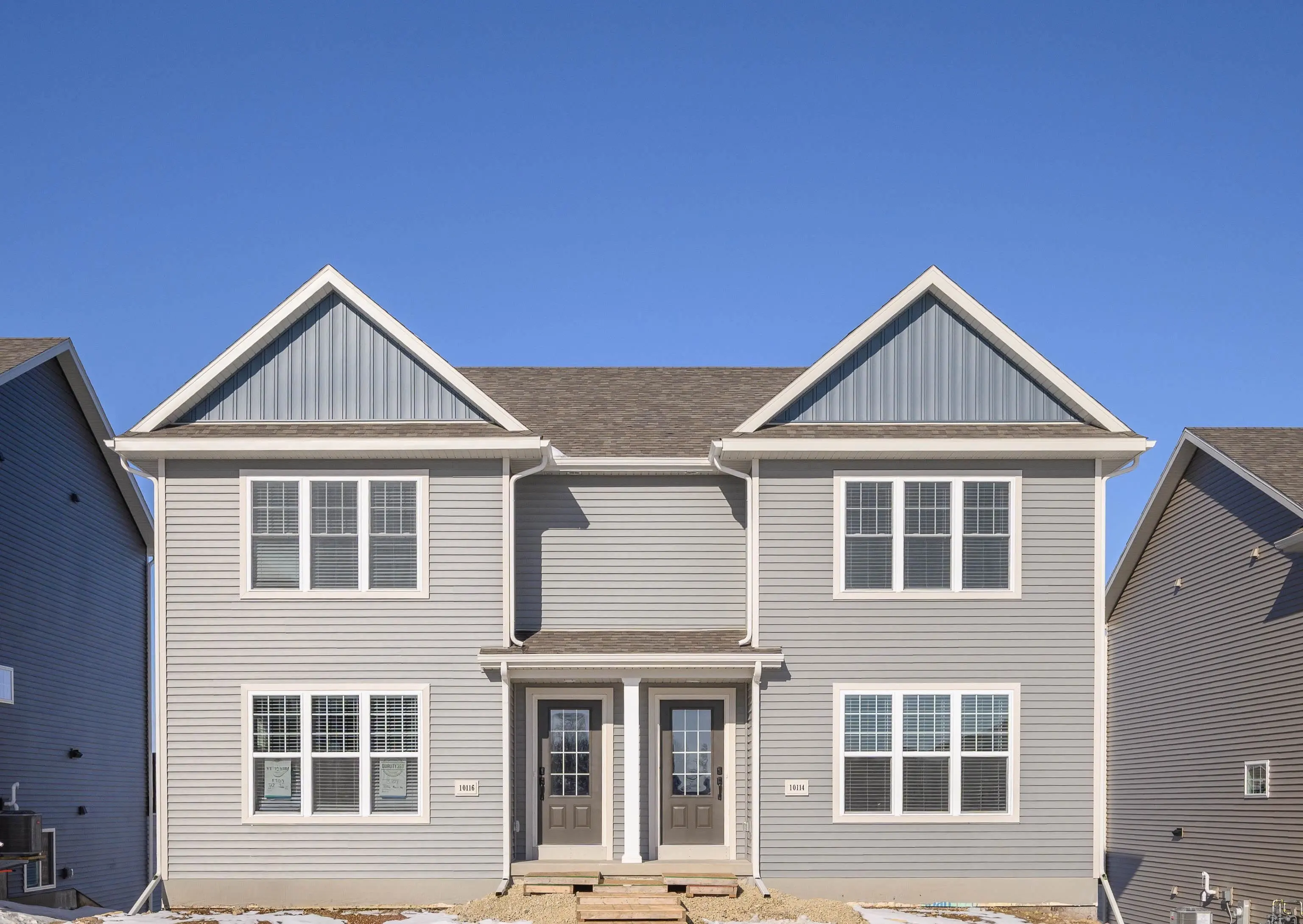 Photo of Listing #2015716