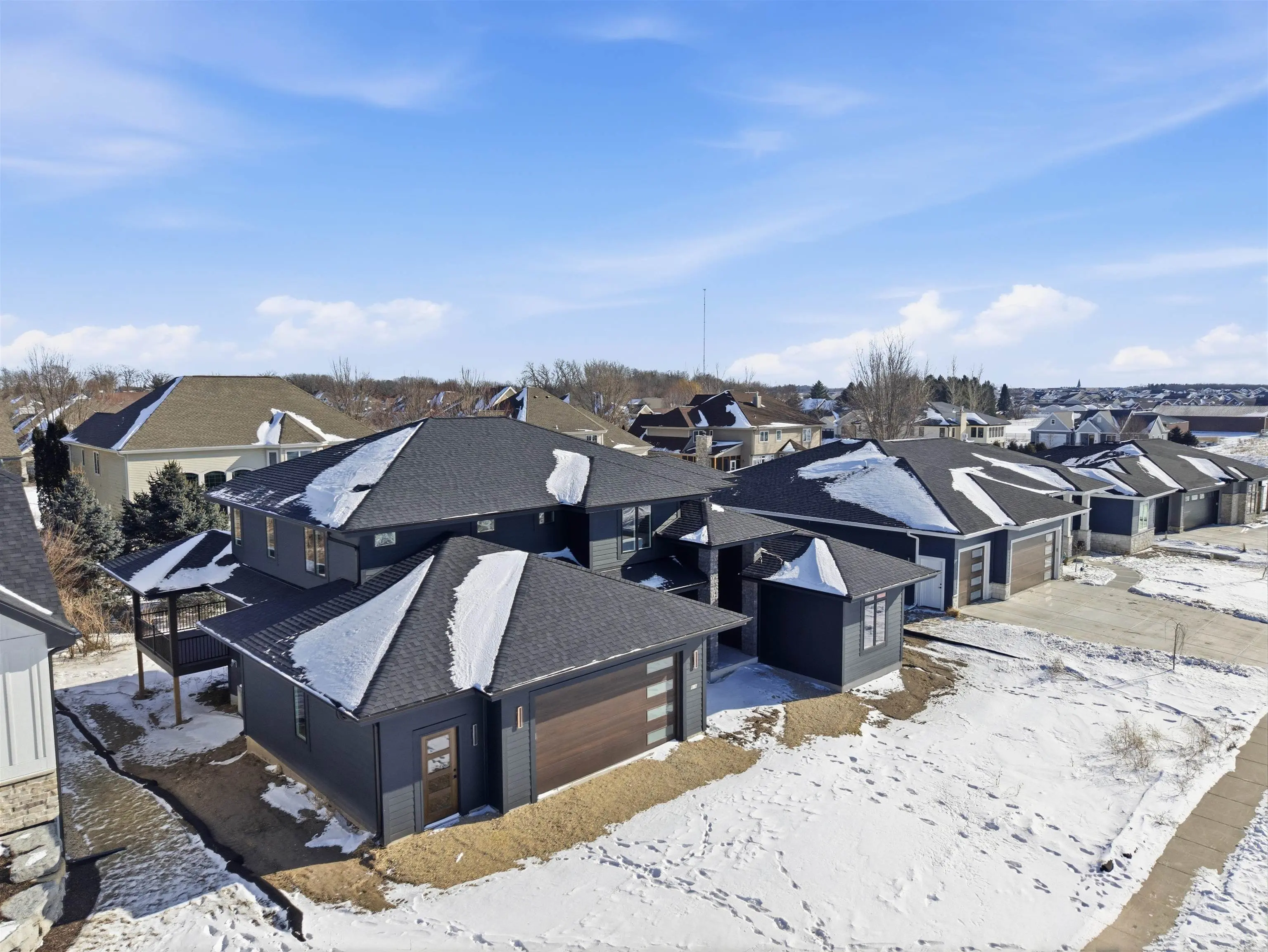 Photo of Listing #2015802