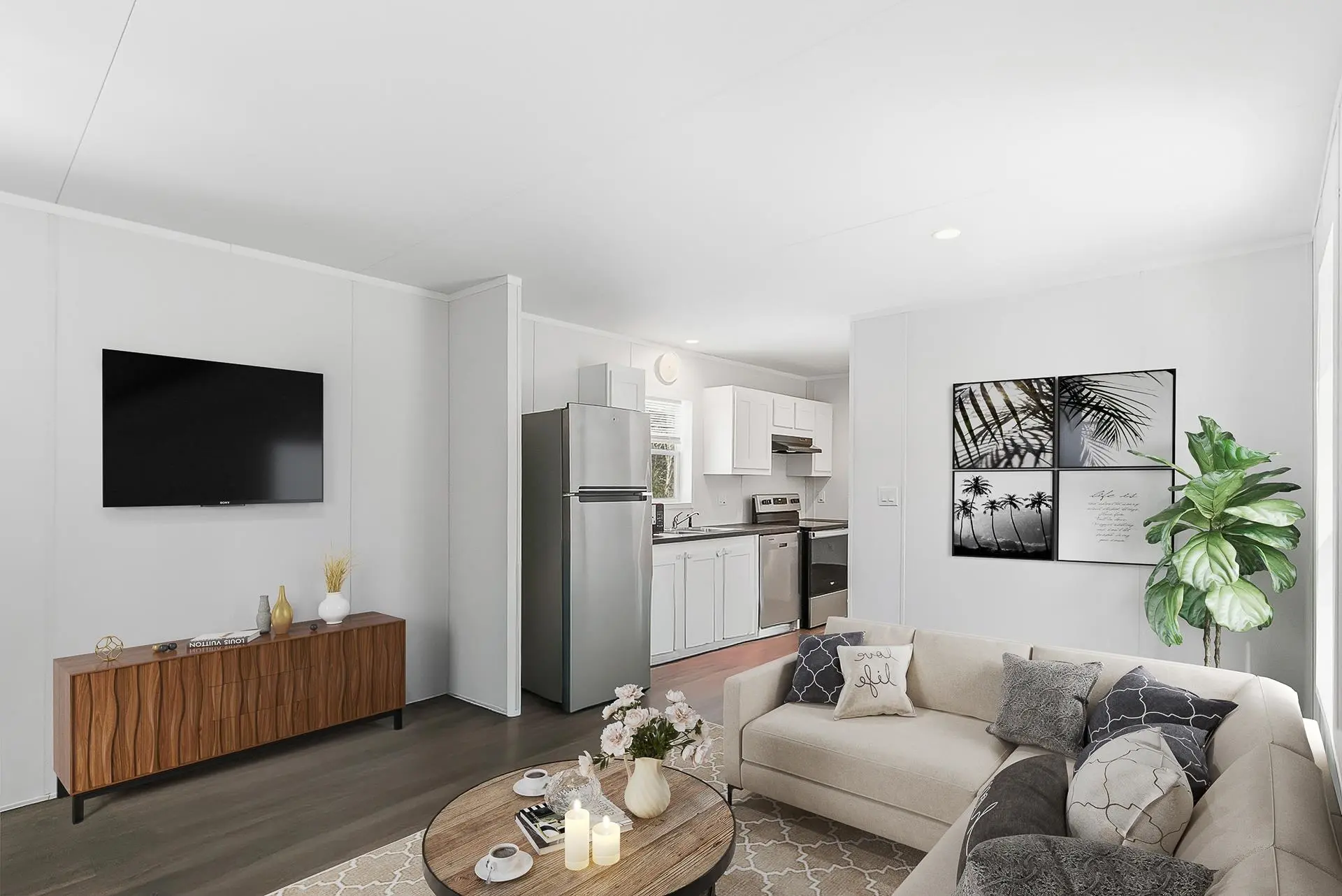 Photo of Listing #2015825