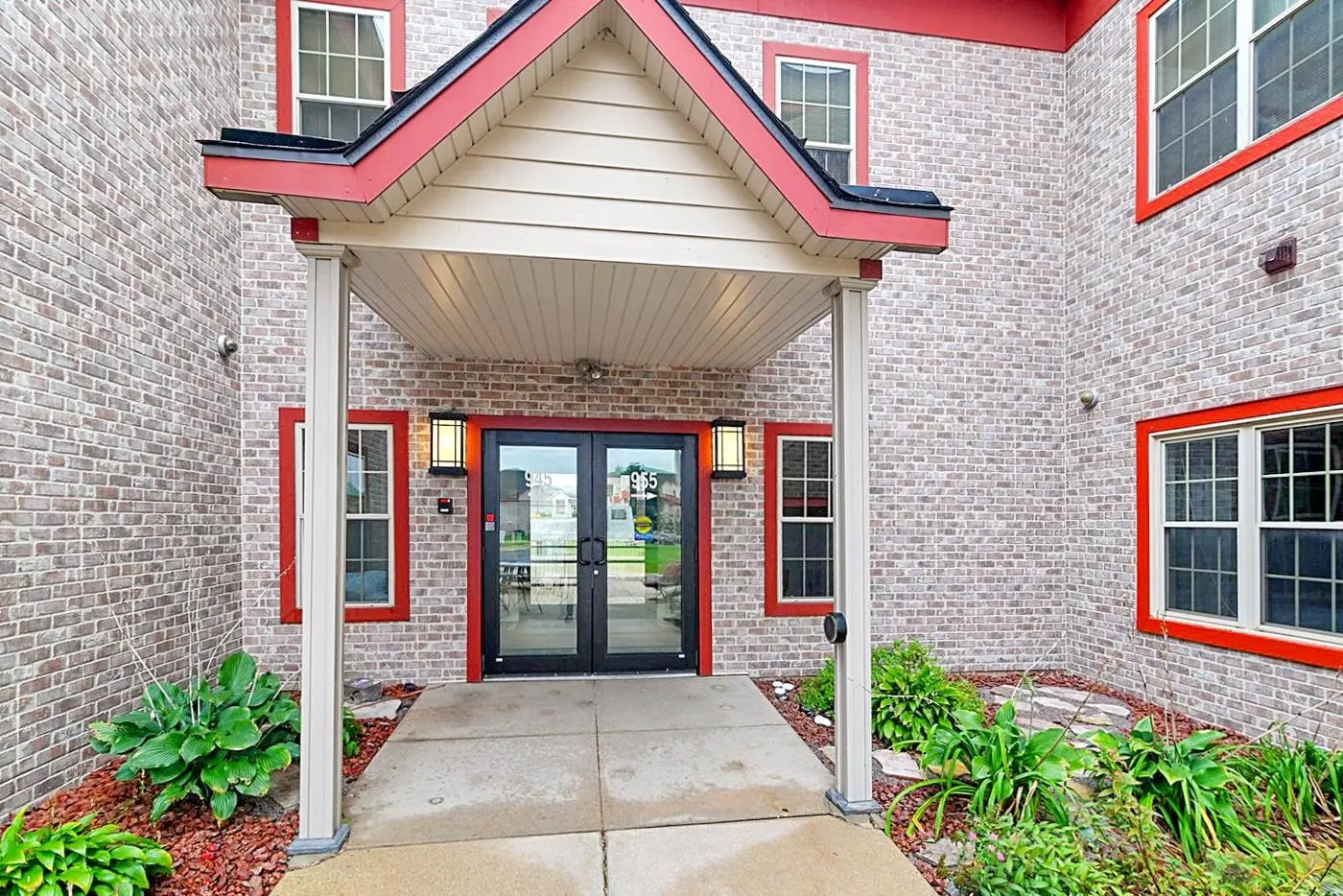 Photo of Listing #2015908