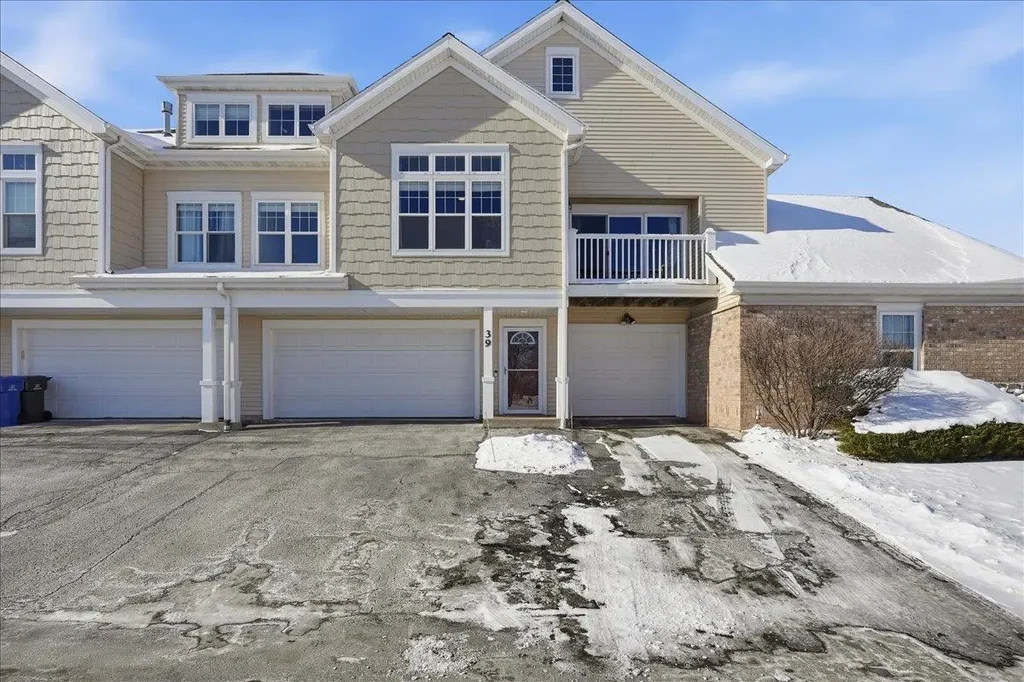 #39 - 40 Keystone Way, Fitchburg