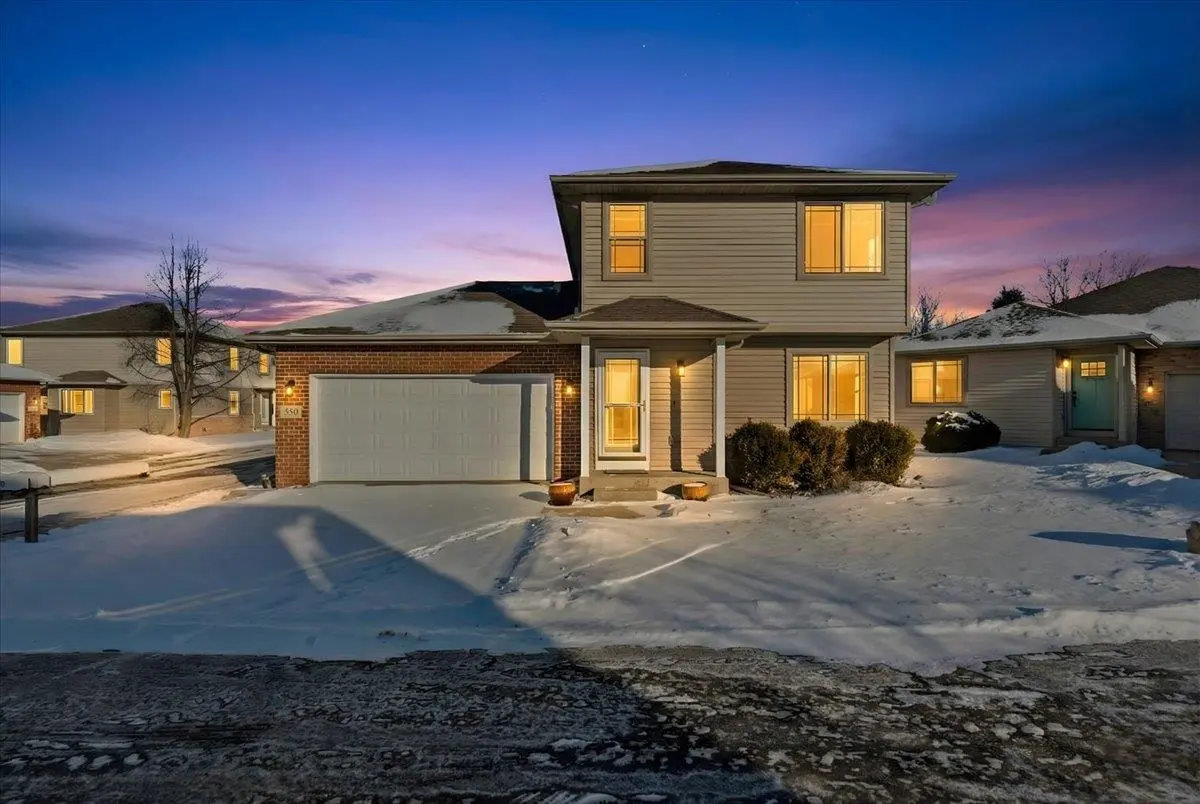 Photo of Listing #2016072