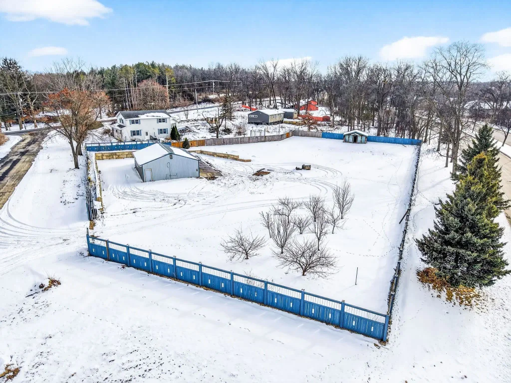 2863 Dellvue Drive, Fitchburg