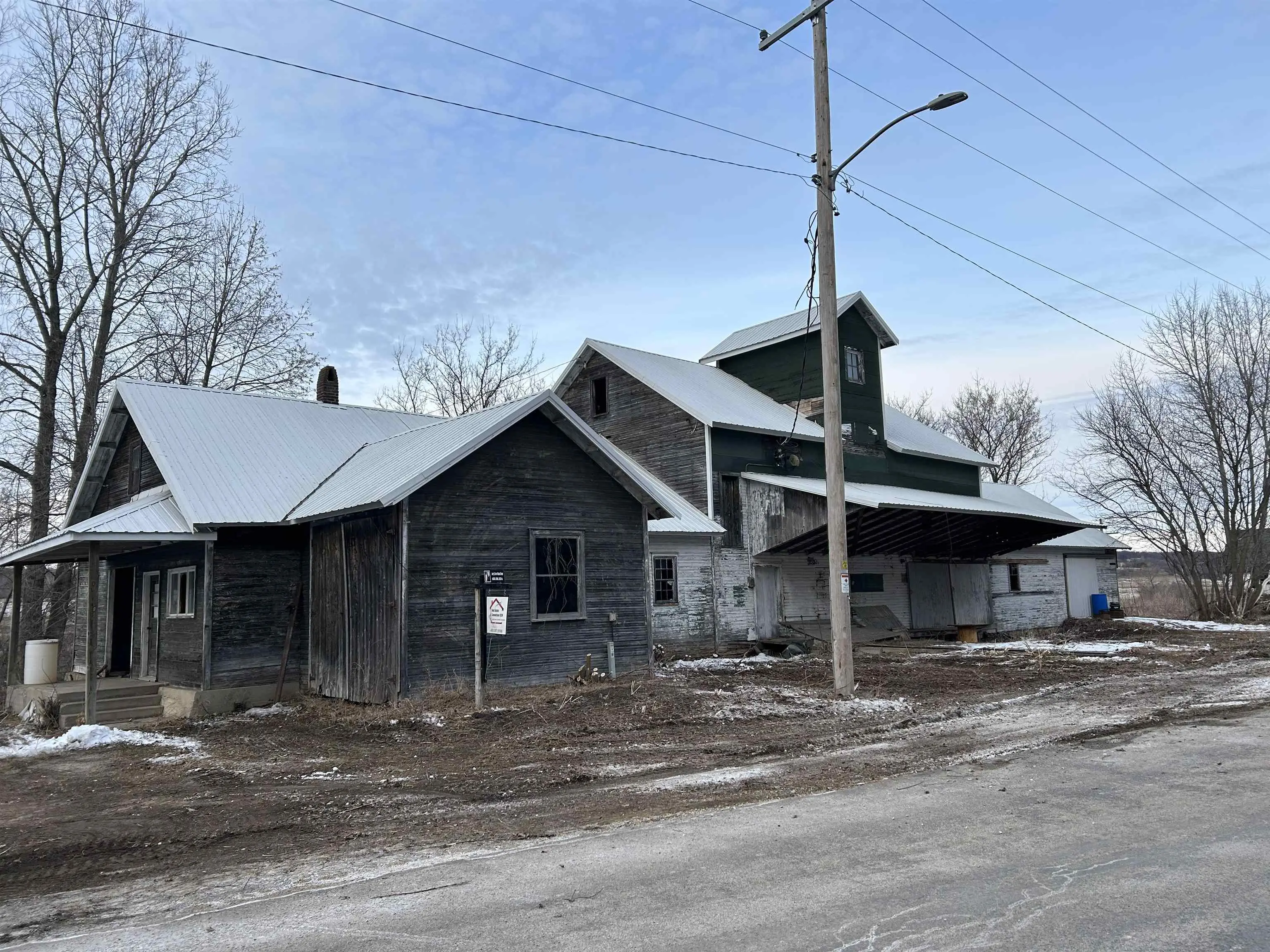 W2730 Lumber Yard Road, Jefferson