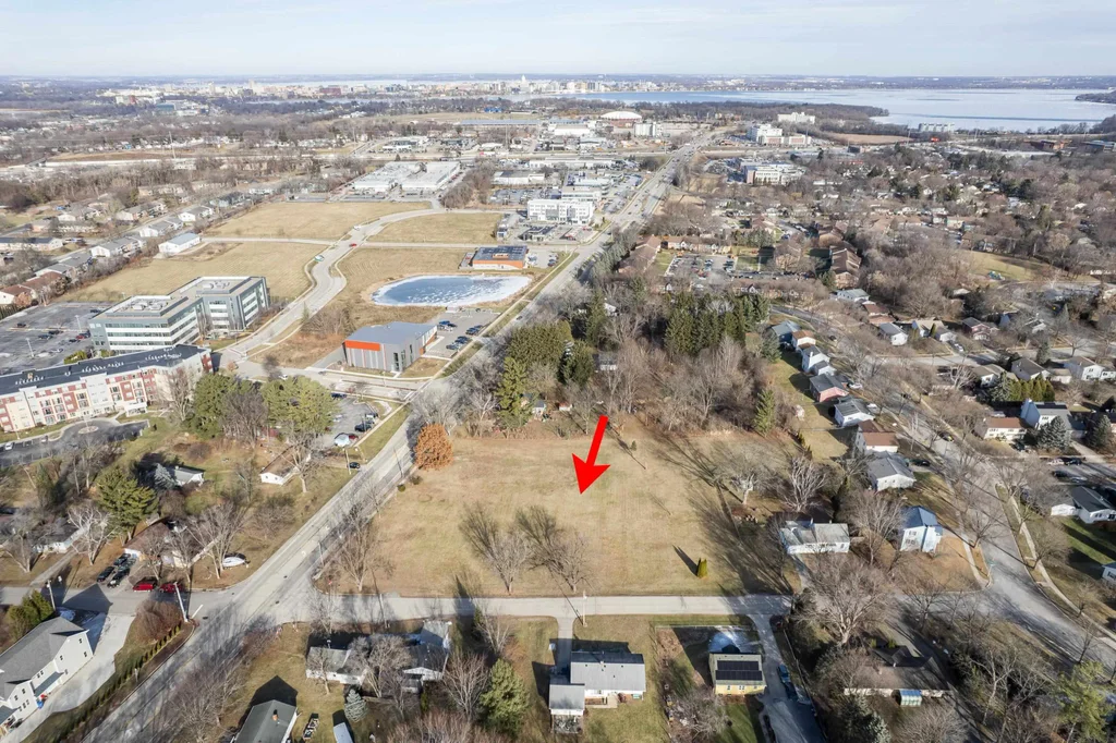 2735 Rimrock Road, Fitchburg