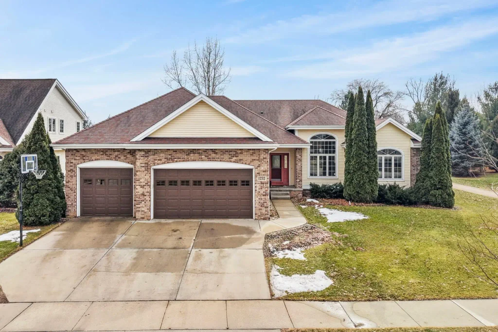 1232 Dartmouth Drive, Waunakee