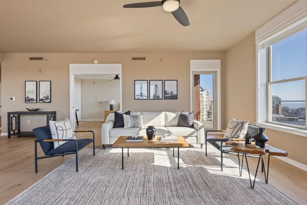 #901 - 360 W Washington Avenue, Madison