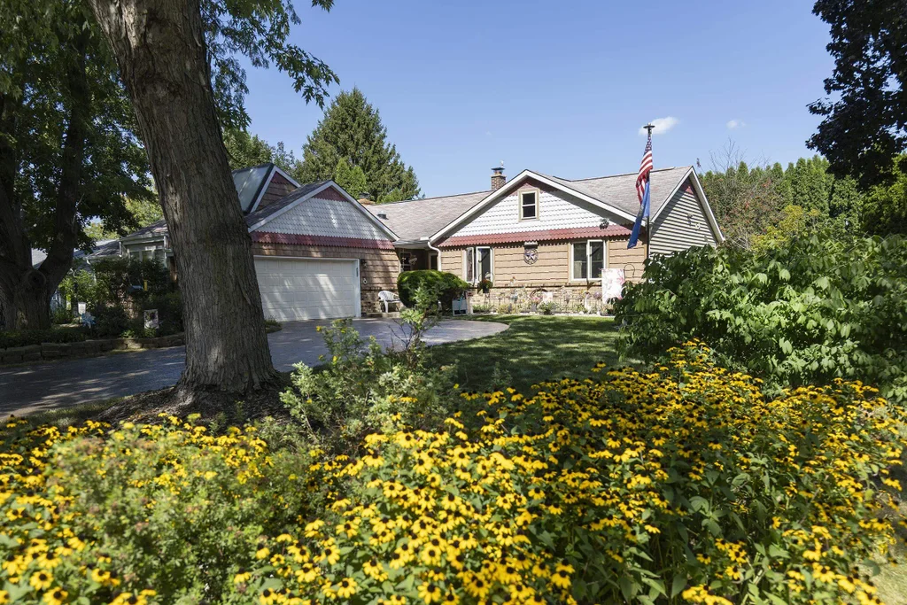 1018 Monroe Street, Fort Atkinson