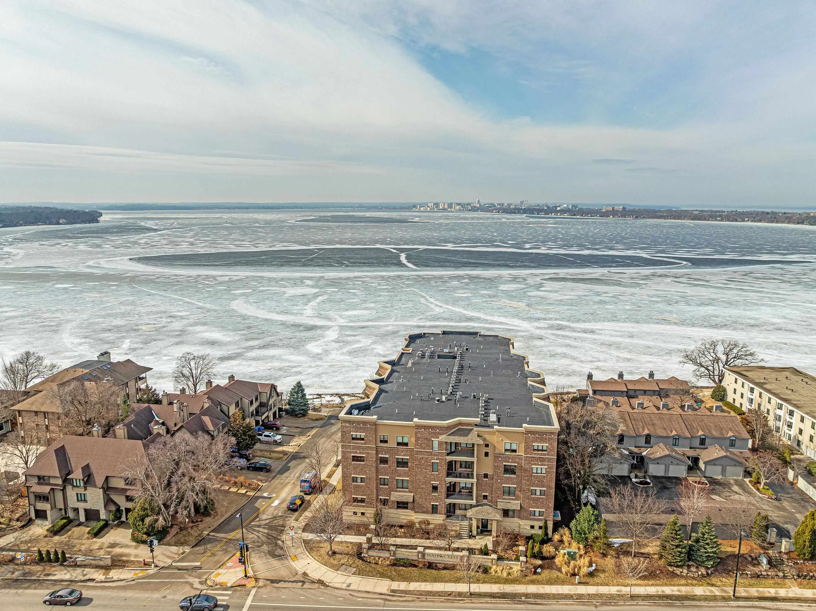 Photo of Listing #2016644