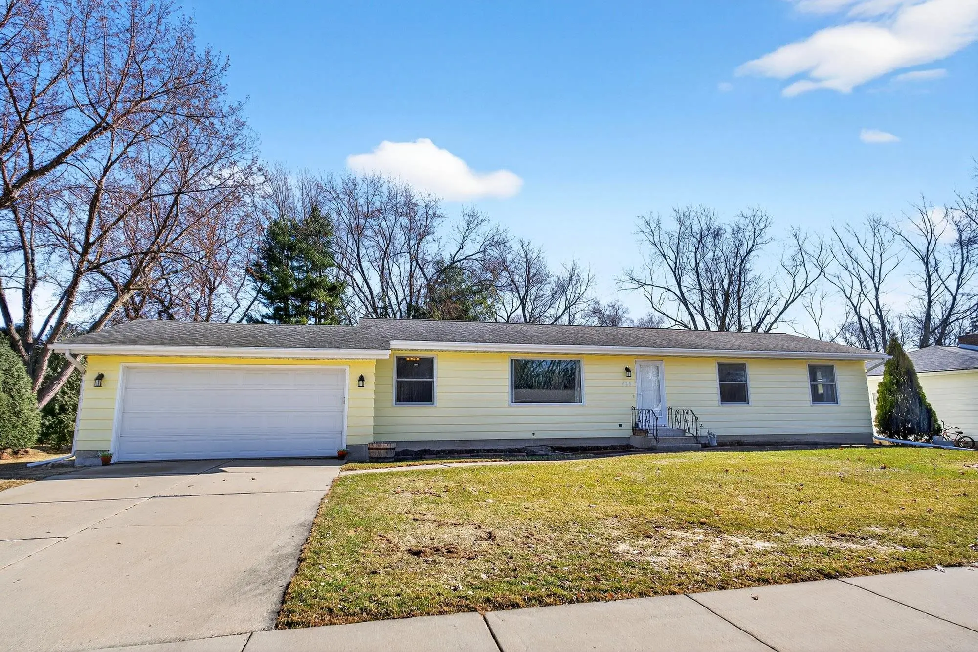 Photo of Listing #2016848