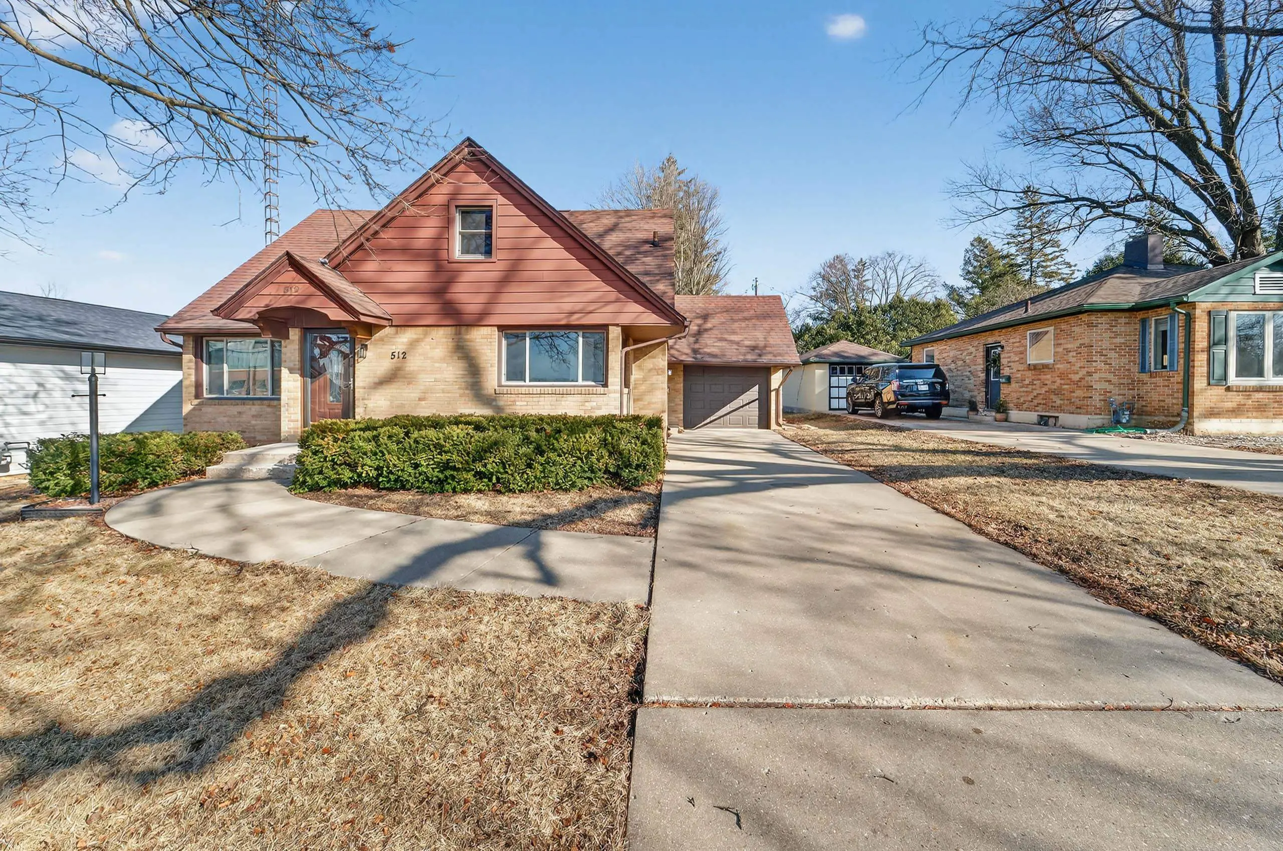 Photo of Listing #2016858