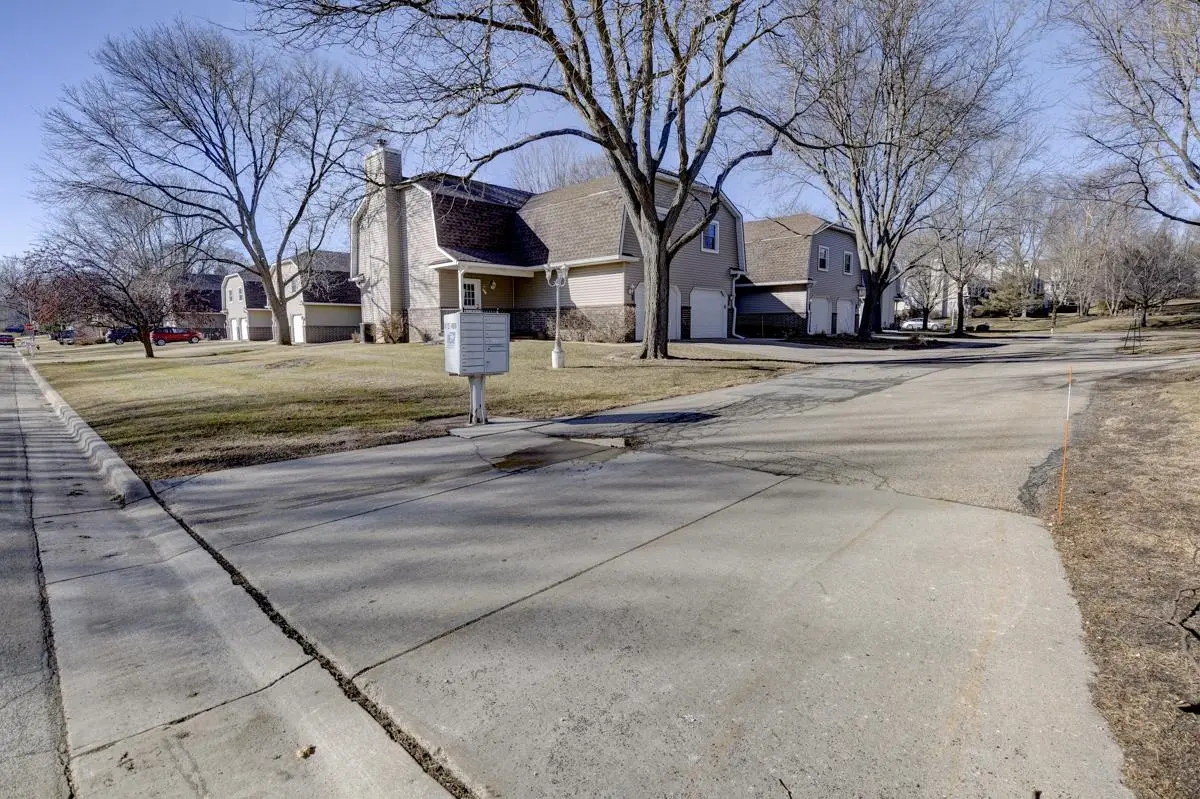 Photo of Listing #2016983