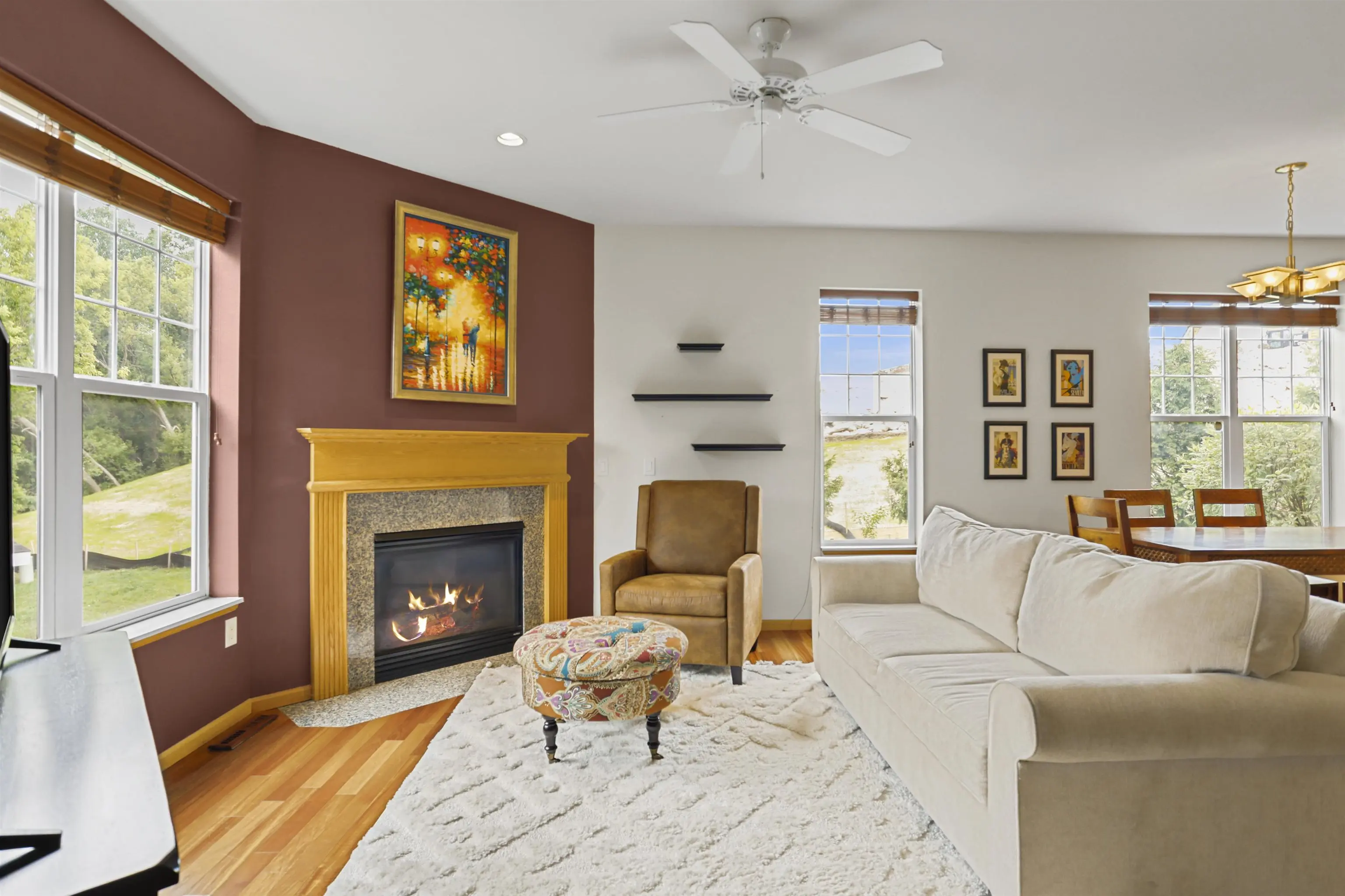 Photo of Listing #2017099