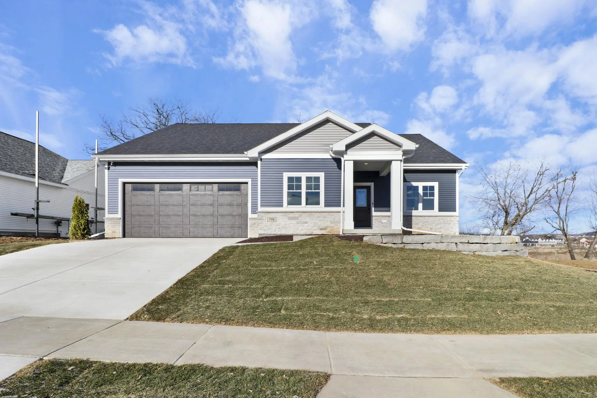 Photo of Listing #2017139