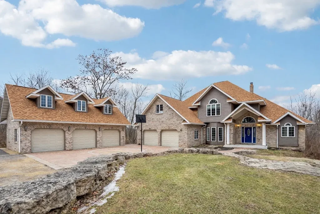 W9460 Welch Road, Wonewoc