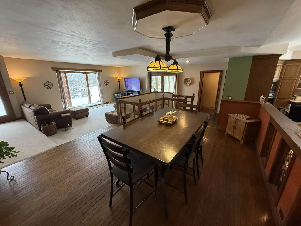 E11616 N Reedsburg Road, Fairfield